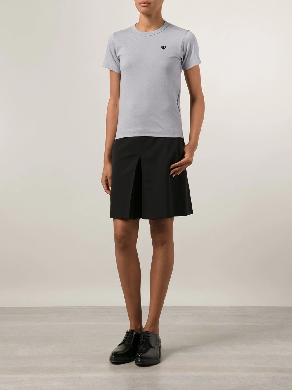 Comme Des Garçons Play Embroidered Heart T-shirt In Gray