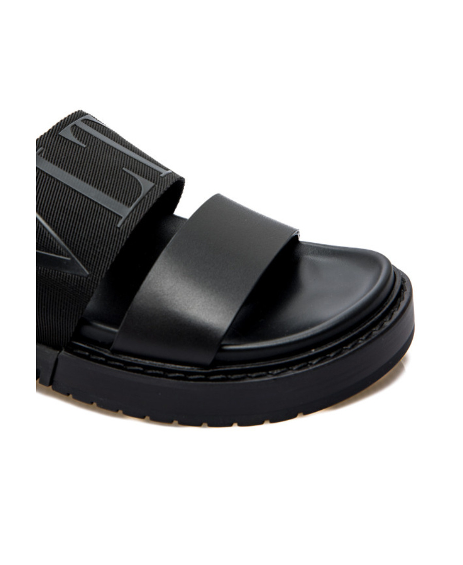 Valentino Logo-embossed Leather Slides In Black