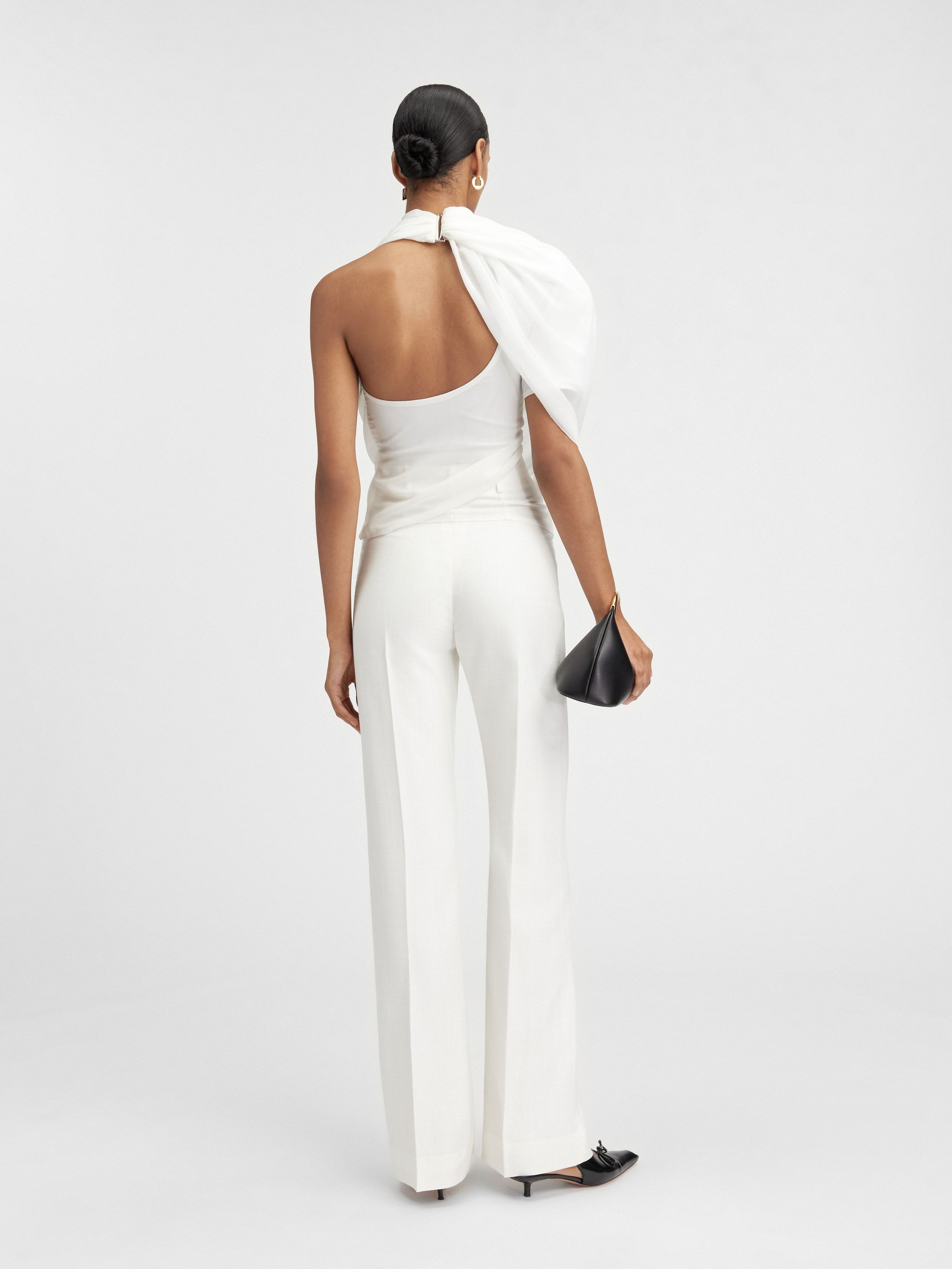 Jacquemus Asymmetric One-shoulder Top In White