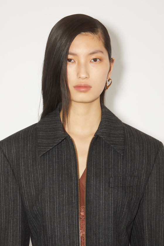 Acne Studios Zip-up Tailored Cropped Jacket In Black