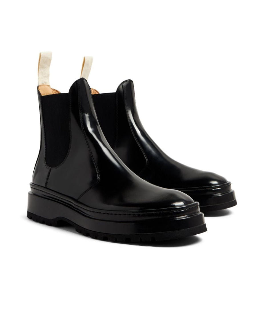Jacquemus Pavane Chelsea Boots In Black