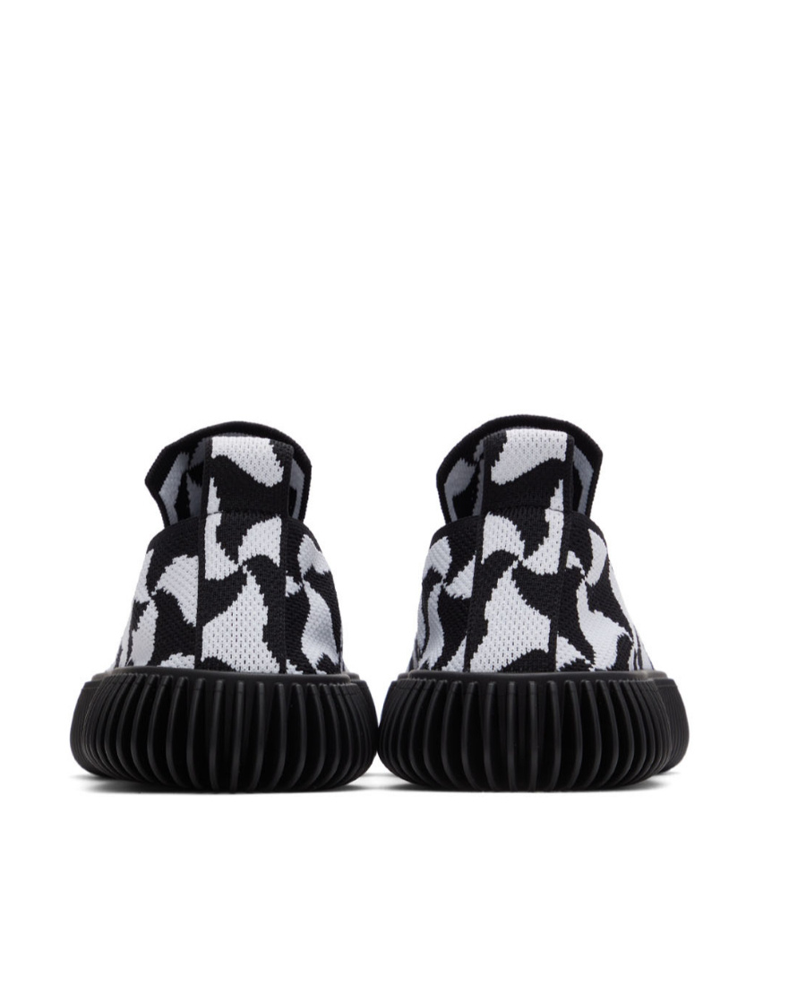 Bottega Veneta Logo Low-top Leisure Sneakers In Black