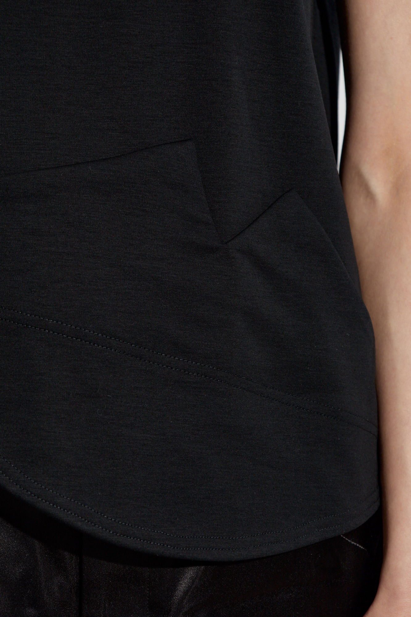 COMME DES GARÇONS SHORT SLEEVE T-SHIRT