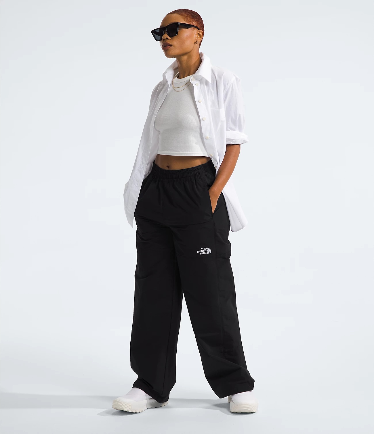 The North Face Trousers Elastic Waistband Pockets In Black
