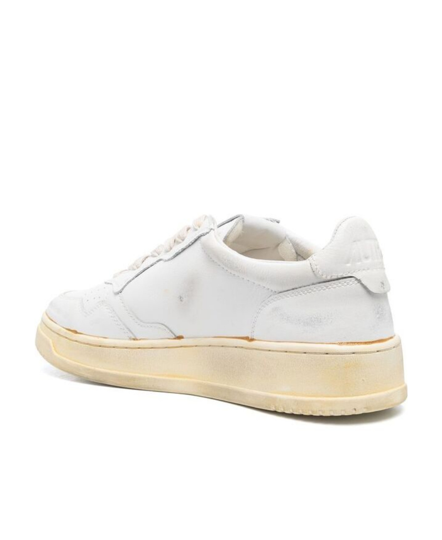 Autry Medalist Low-top Sneakers In White