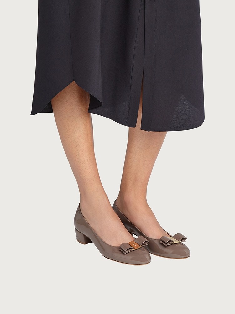 Ferragamo Shoes Woman Color Brown In Green