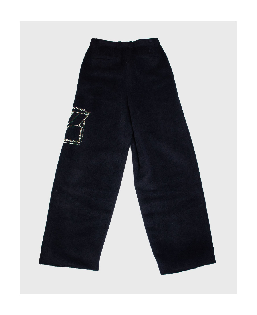 We11 Done Logo Casual Pants In Black