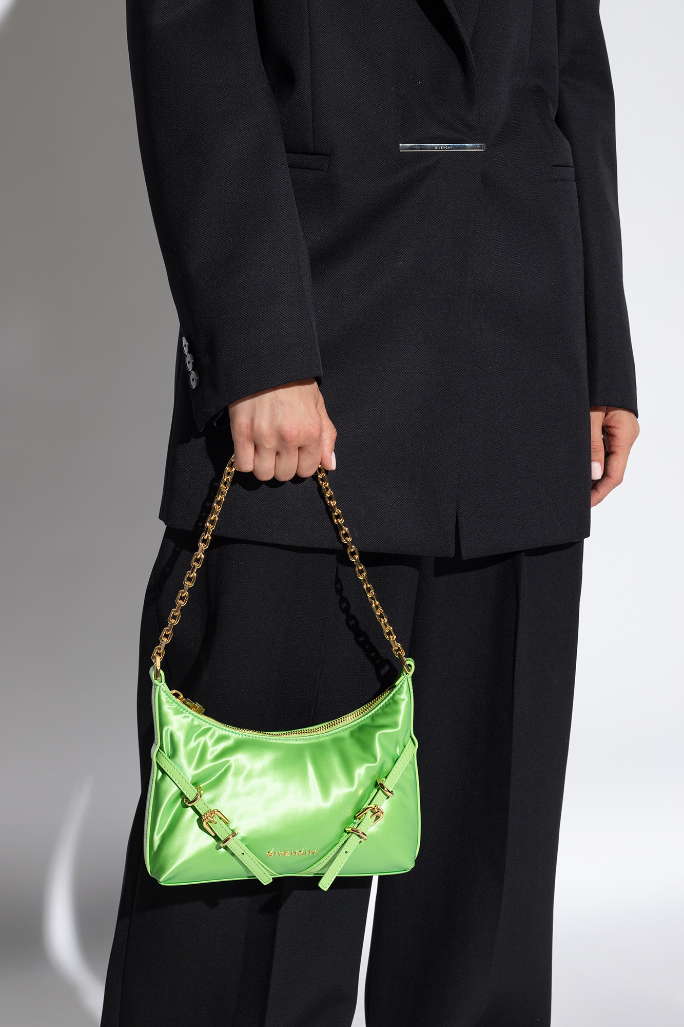 Givenchy Logo-lettering Zipped Shoulder Bag In Green