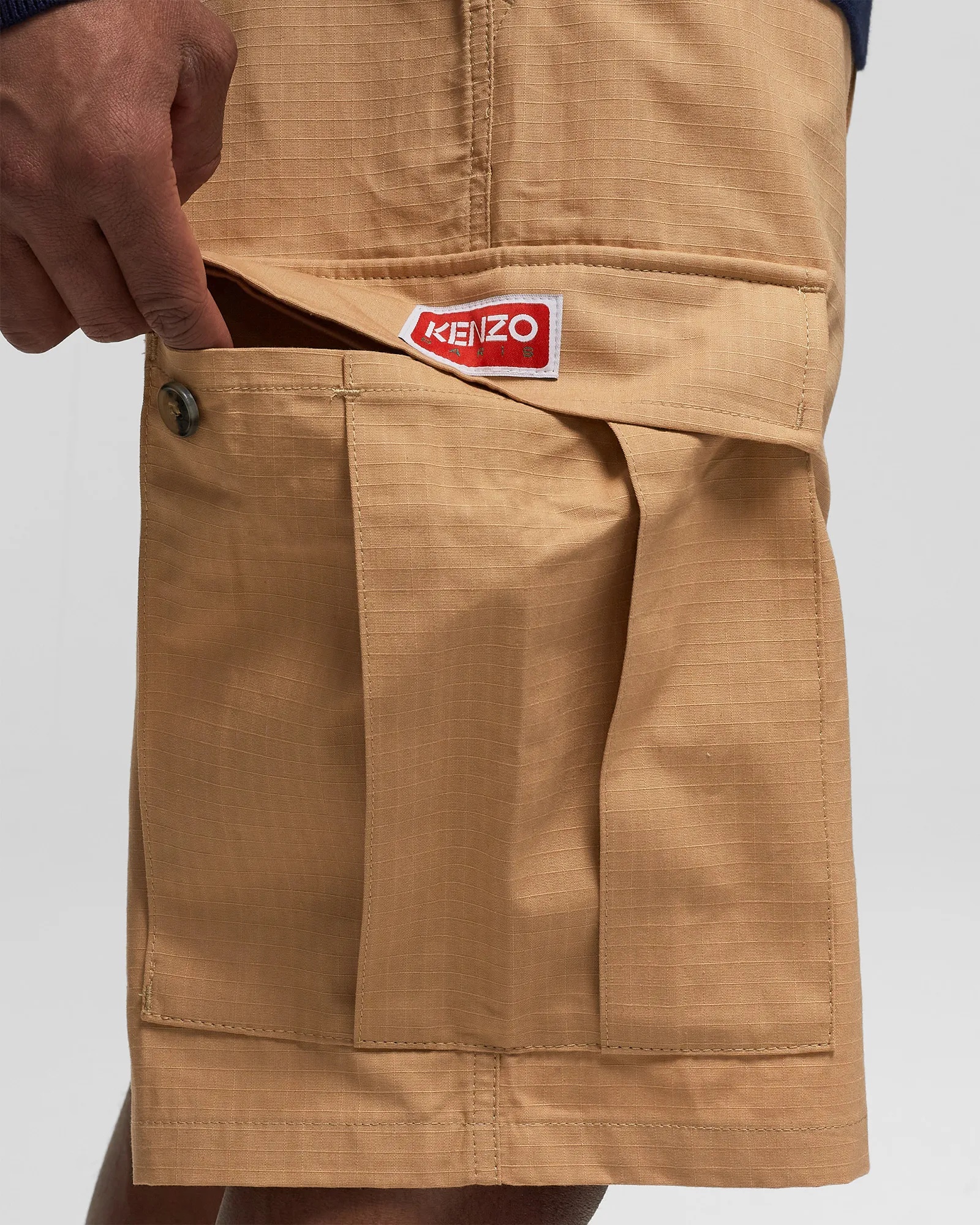 Kenzo Mid-rise Ripstop Cargo Shorts In Nude