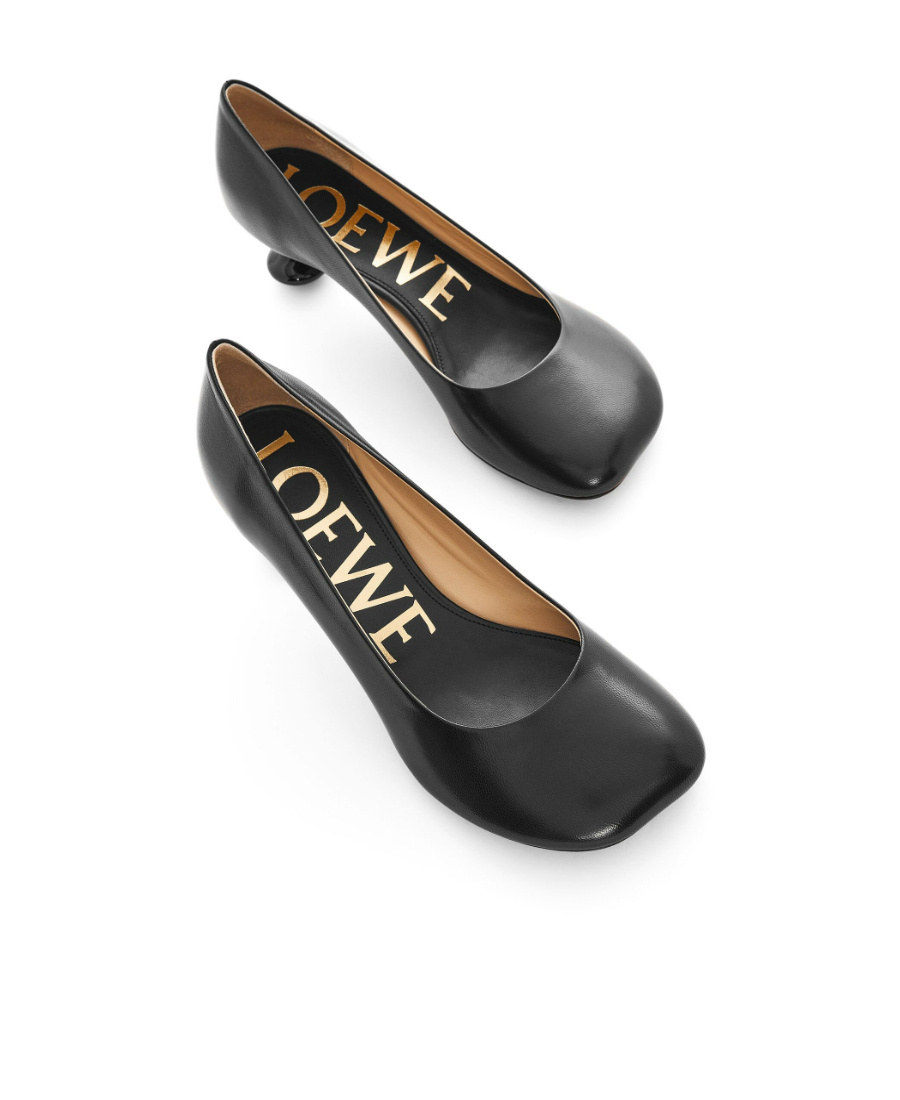 Loewe Petite Black Toy Pumps With A Darling Lacquered Heel In Black