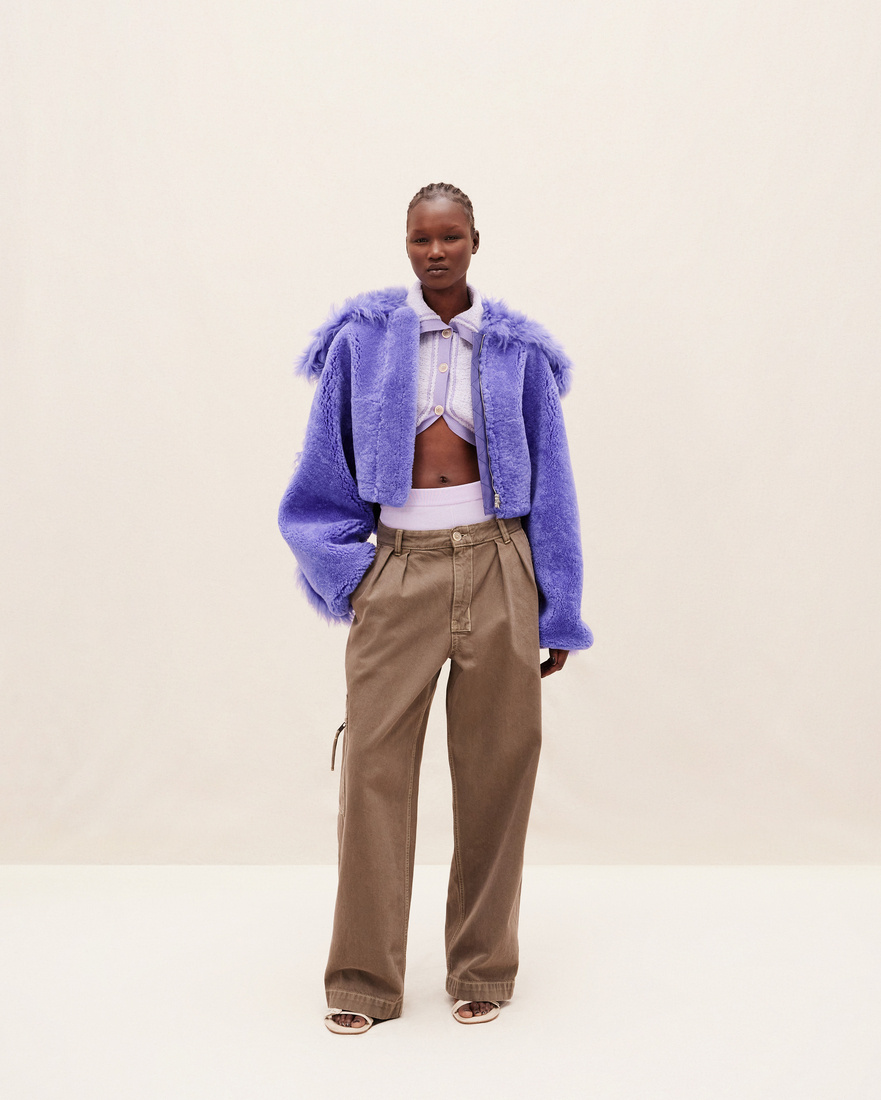 Jacquemus La Veste Pilone Shearling Jacket In Blue