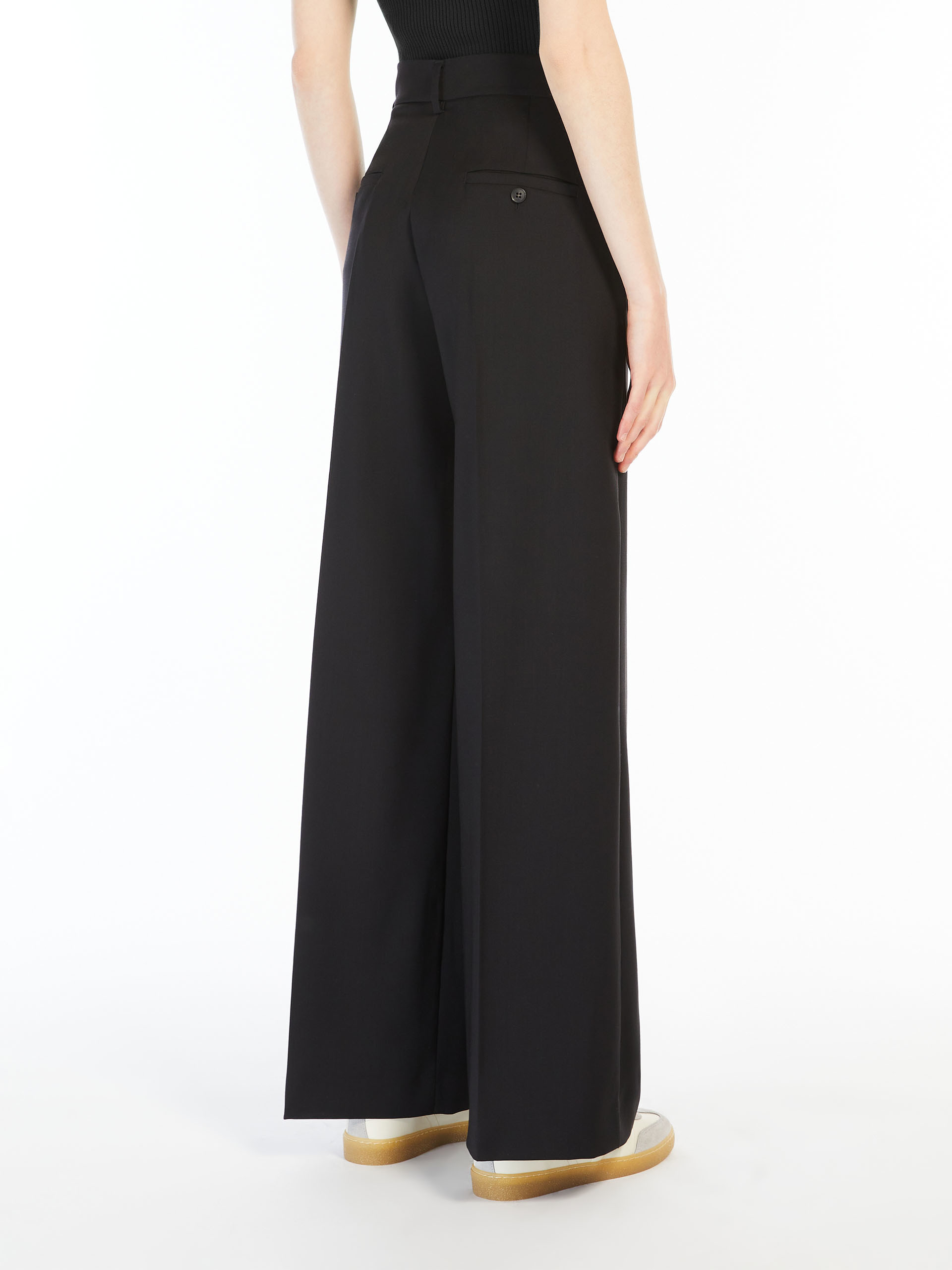 Weekend Max Mara Belt And Loop Wide-leg Pants In Black