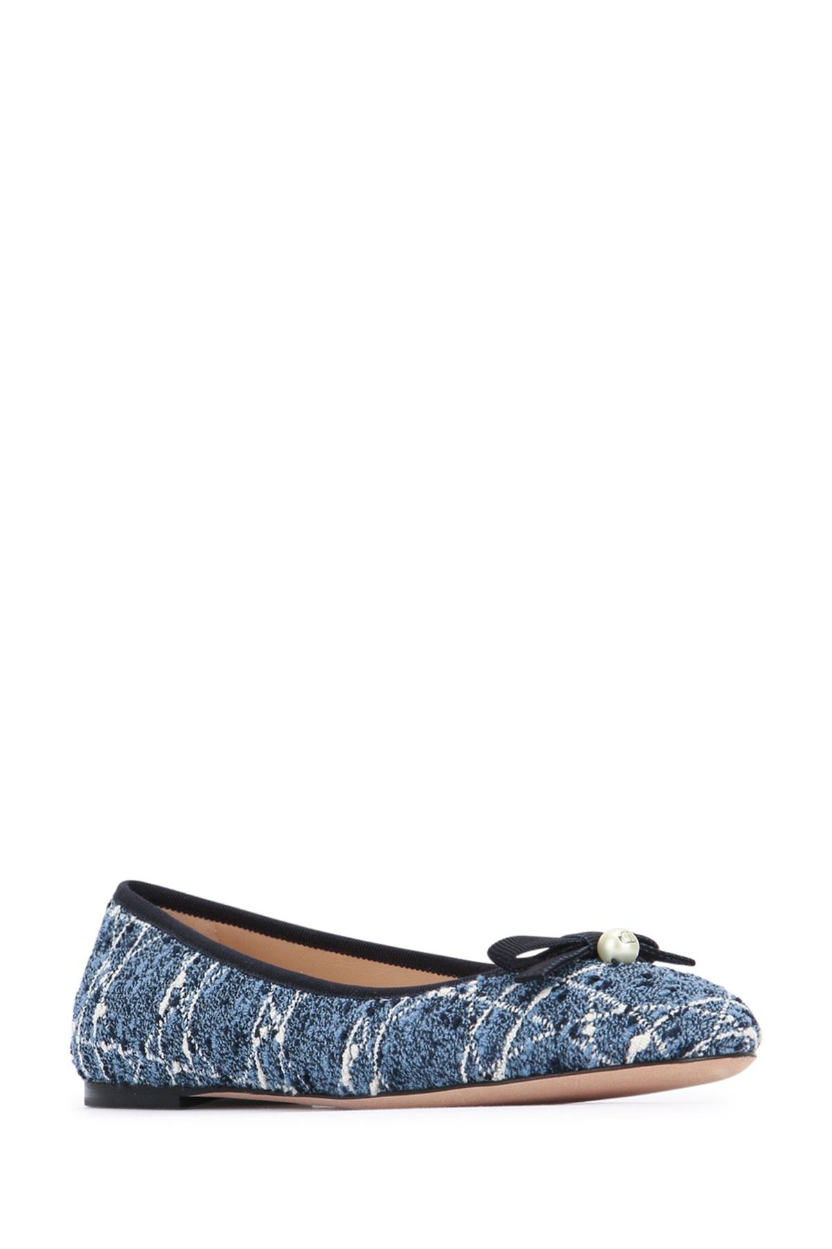 Dior Round-head Flat Shoes In Blue