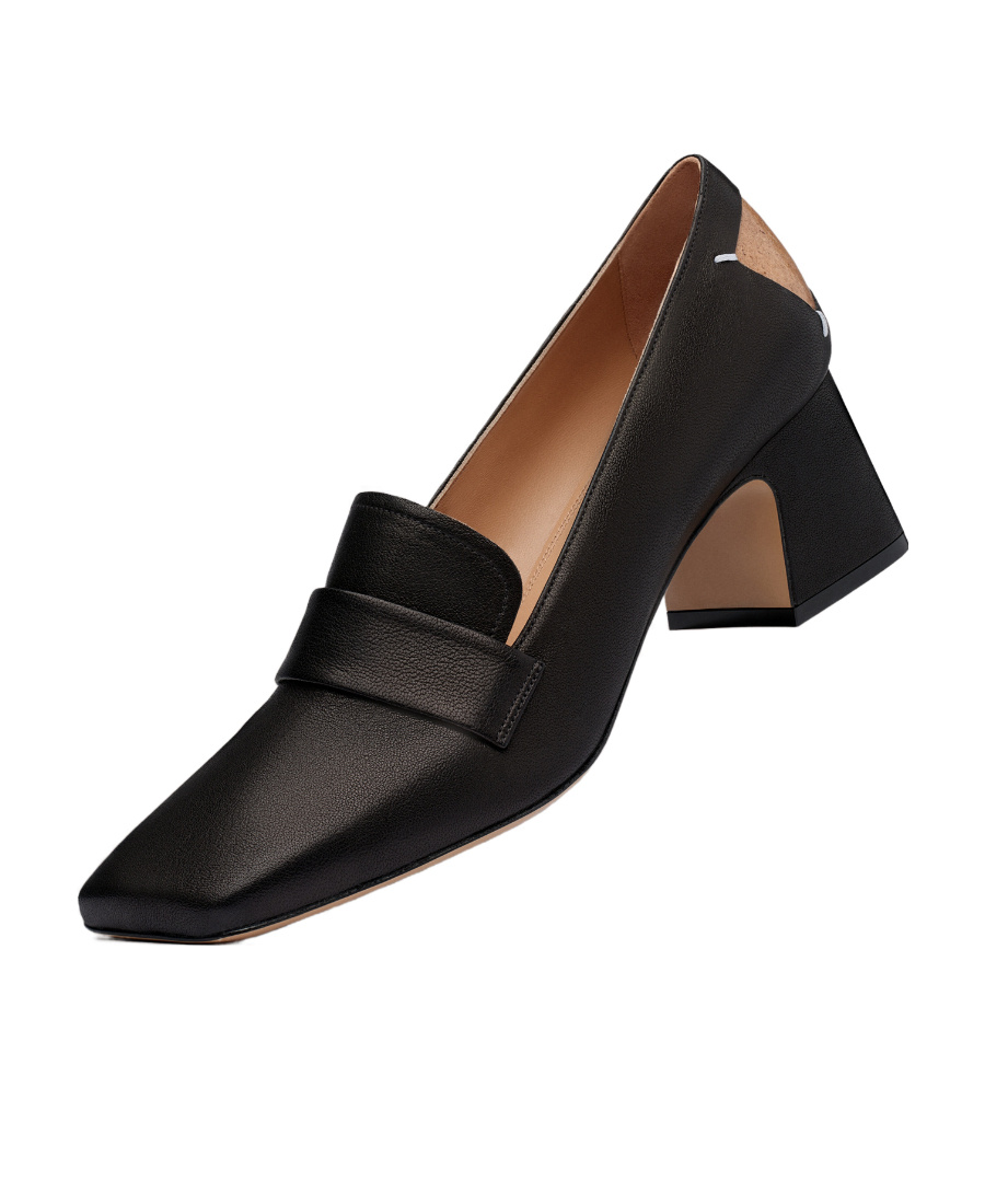 Maison Margiela Leather Loafers With Cut-out Details Heel 6 Cm In Black