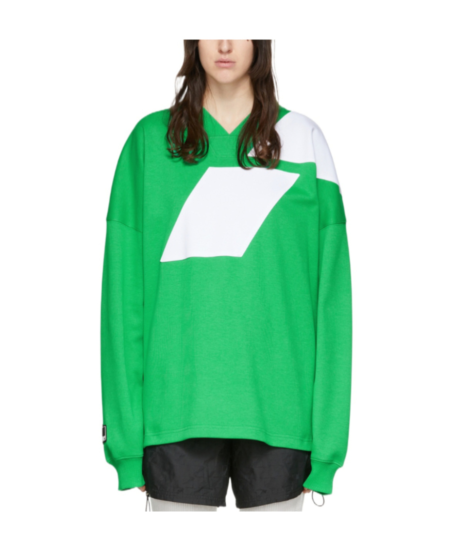 We11 Done V-neck Long-sleeved T-shirt In Green