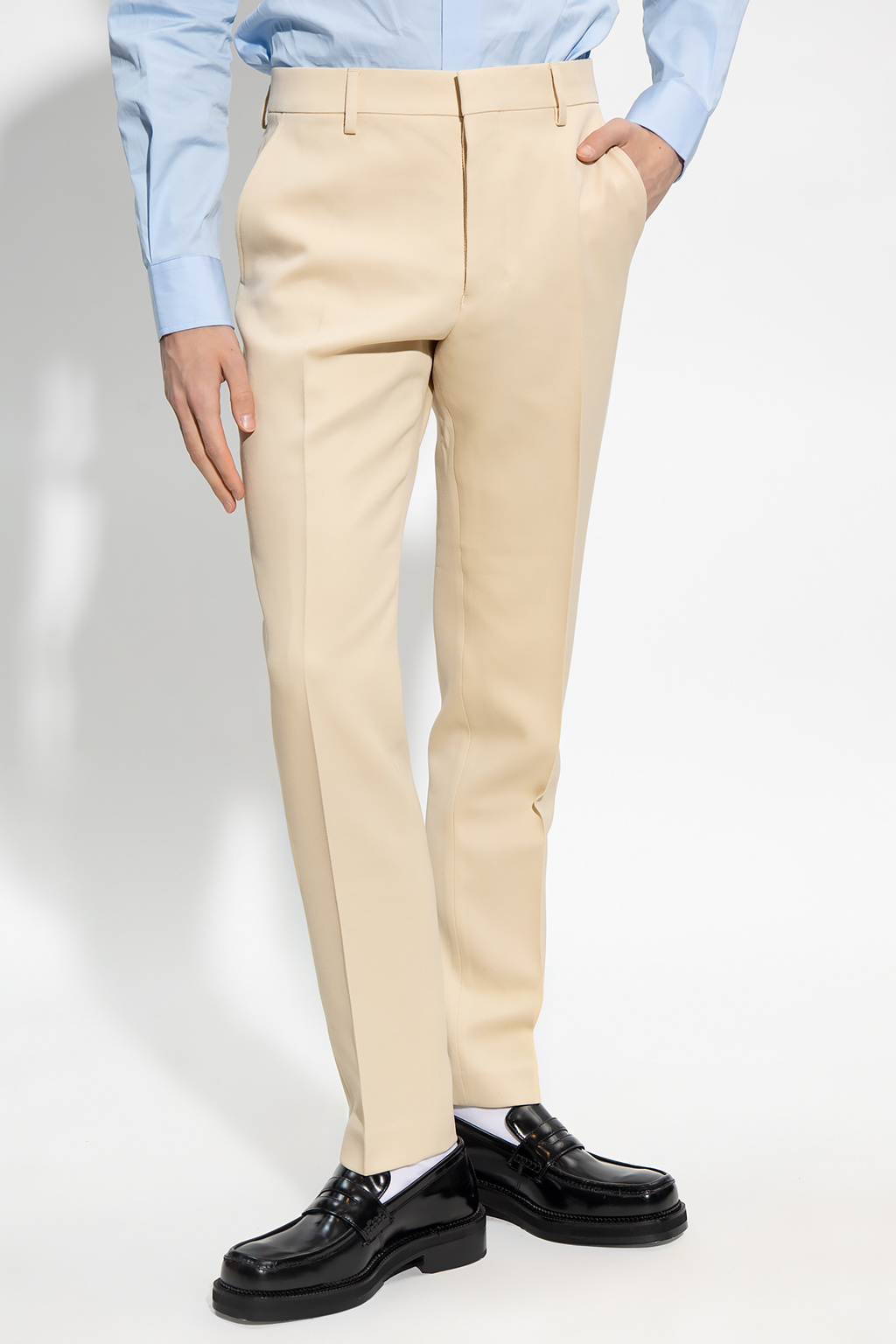 Ami Alexandre Mattiussi Pressed-center Cropped Trousers In Nude