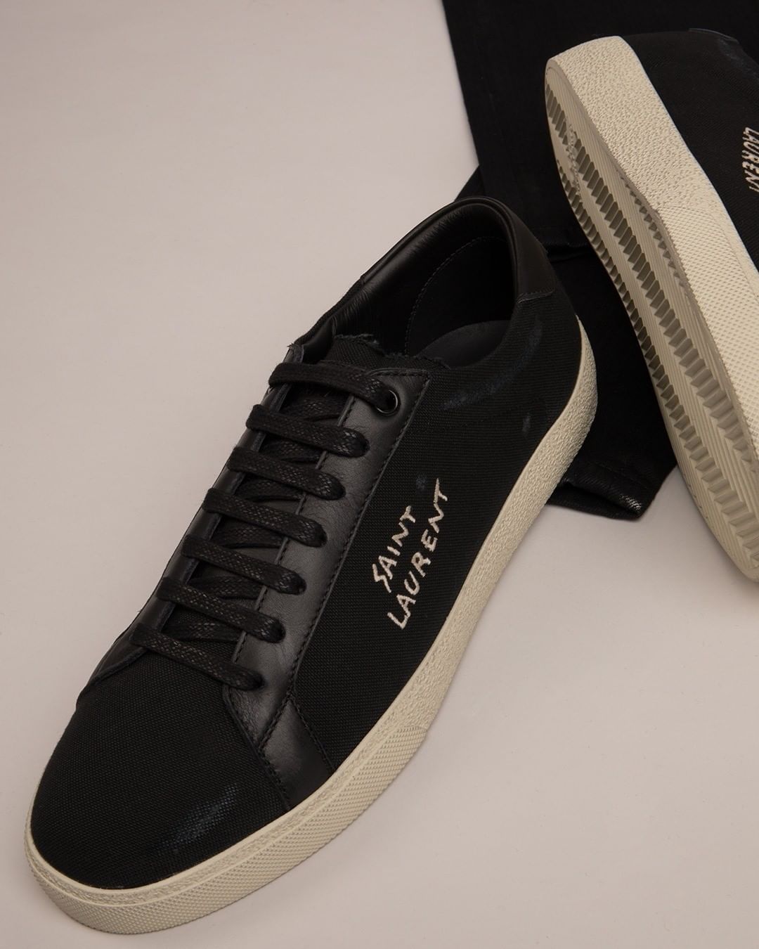 Saint Laurent Logo-print Low-top Sneakers In Black