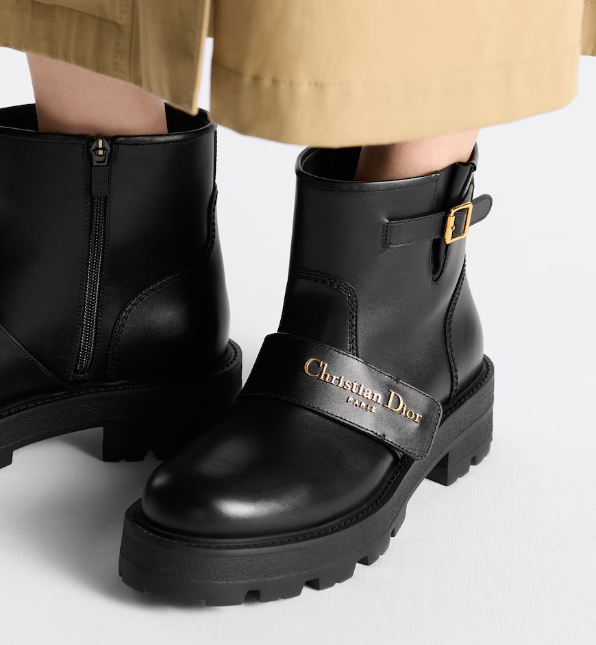Dior D-quest Logo Short Boots In Black