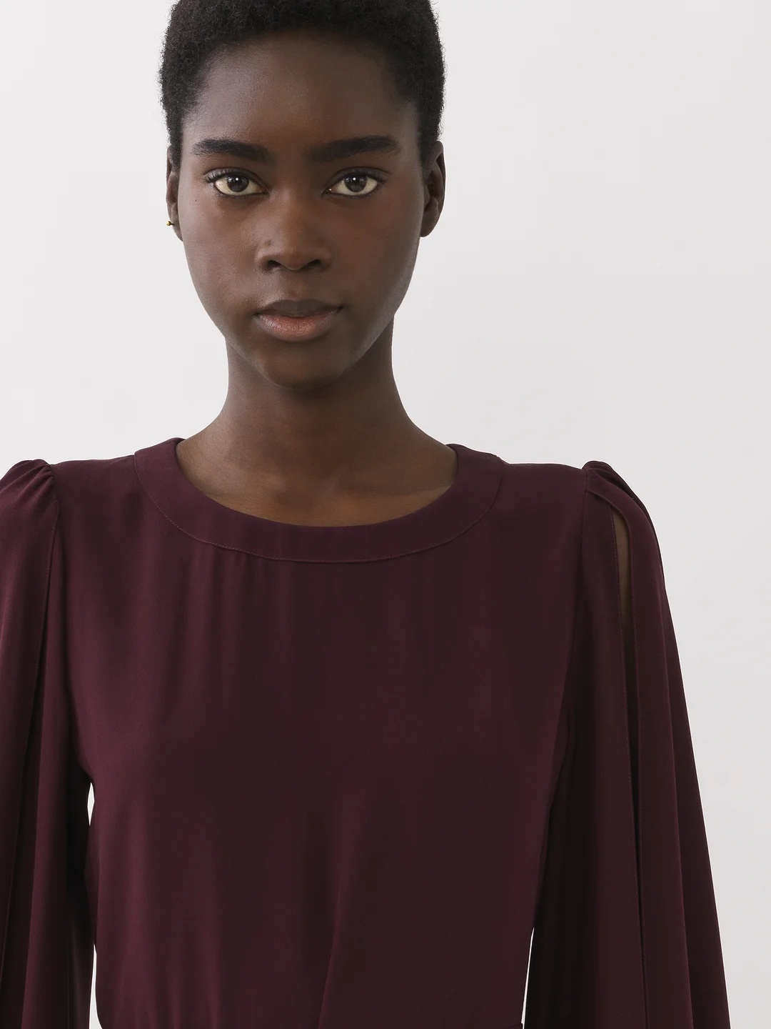 Chloé A Medium-length Flared Dress In Black