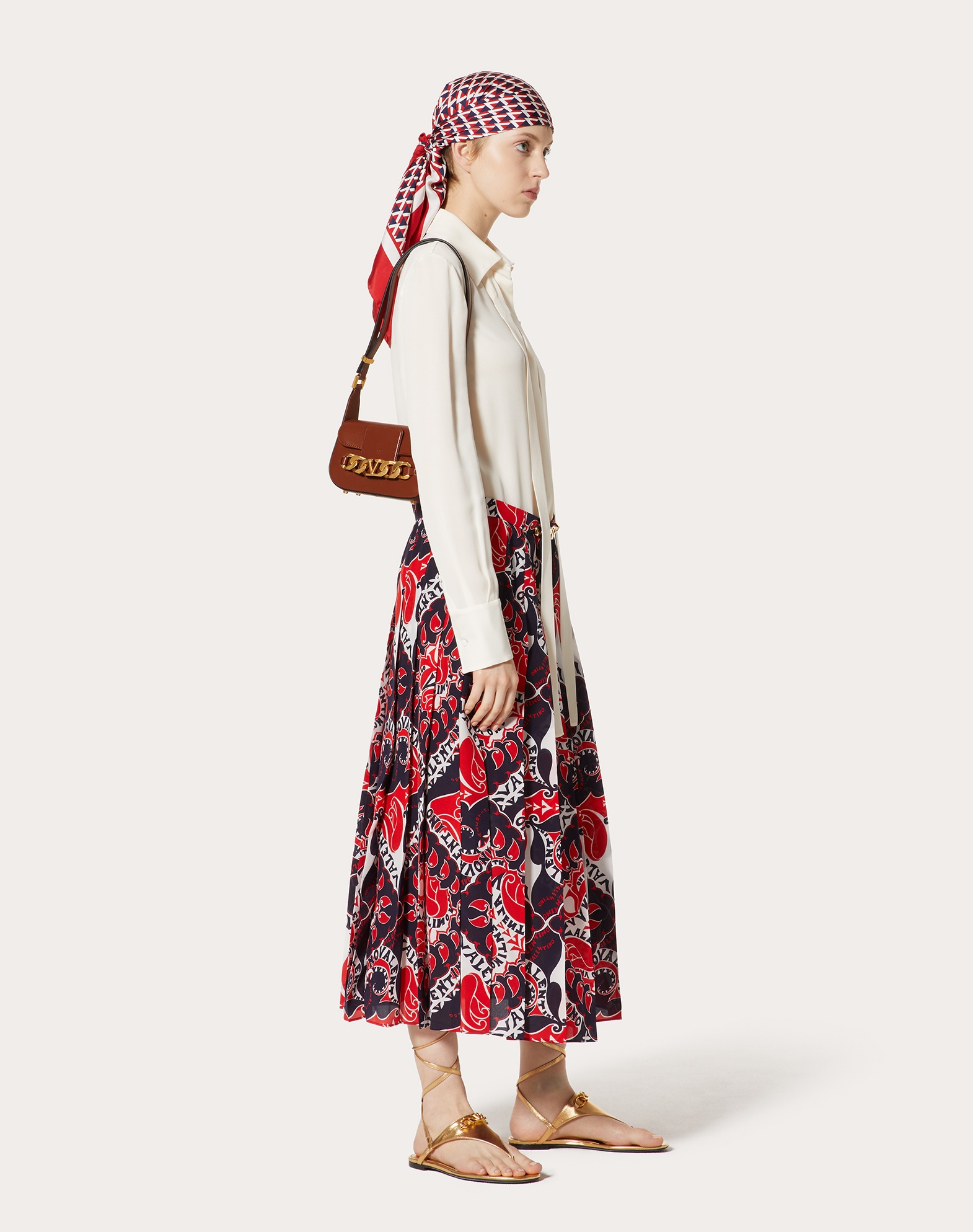Valentino Vlogo Leather Crossbody Bag In Brown