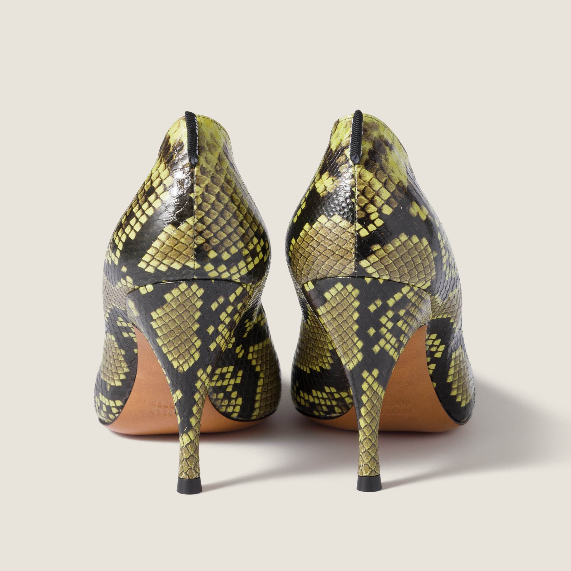 Miu Miu Python-print Ayers Leather Pumps In Green
