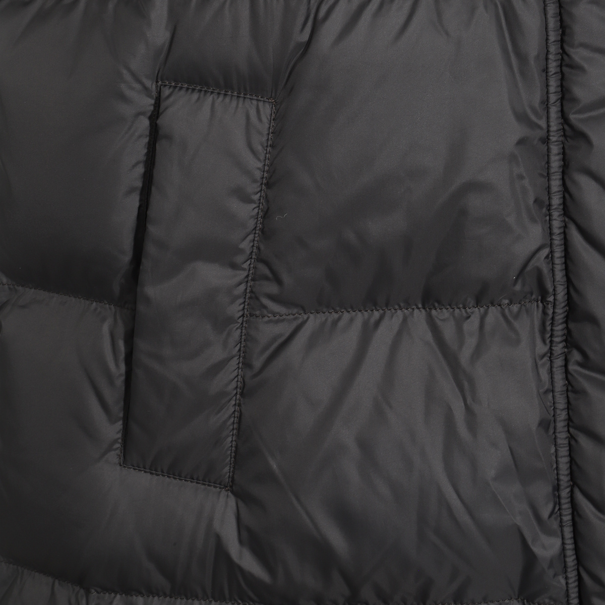 Brunello Cucinelli Drawstring Quilted Padded Gilet In Black