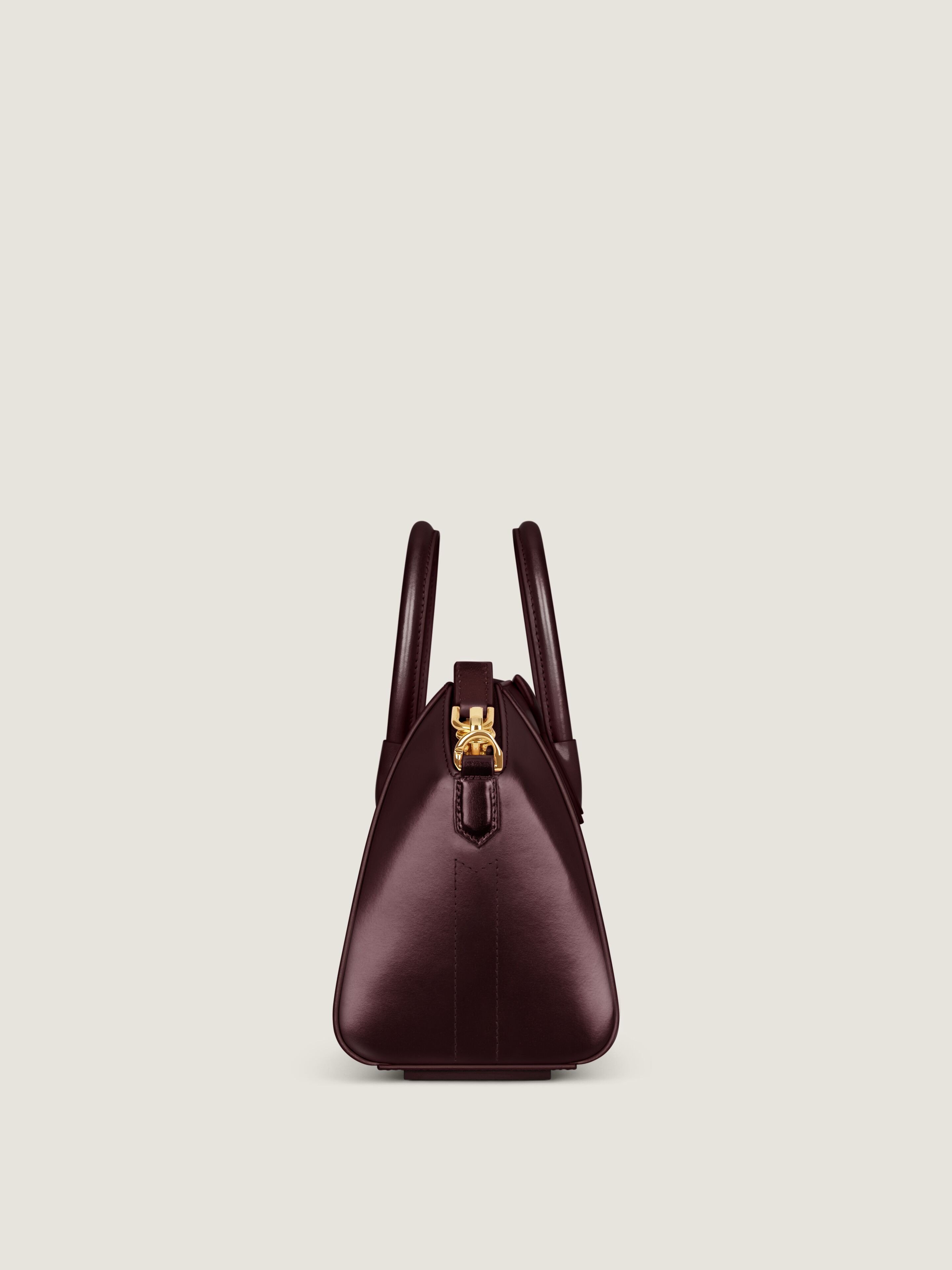 Givenchy Antigona Small Structured Handbag In Bordeaux Calfskin In Burgundy