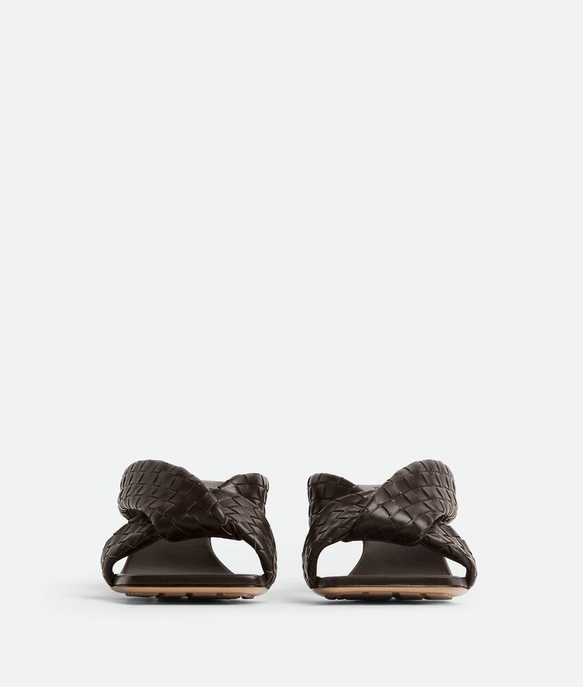Bottega Veneta Riva Micro Woven Nappa Leather Kitten-heel Sandals In Burgundy