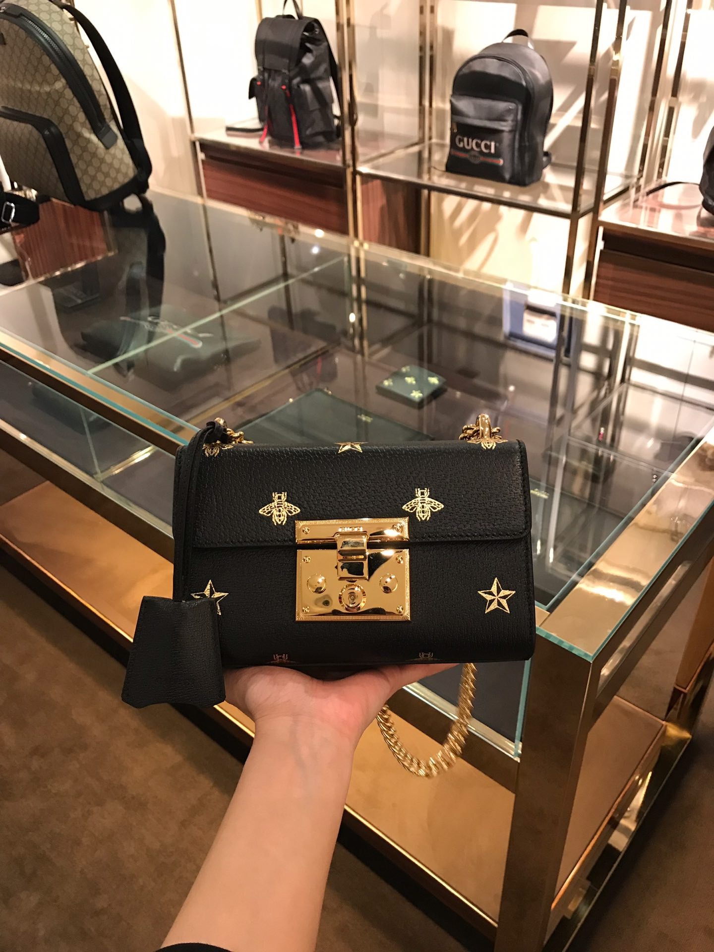 Gucci Padlock Bee Star Small Shoulder Bag In Black