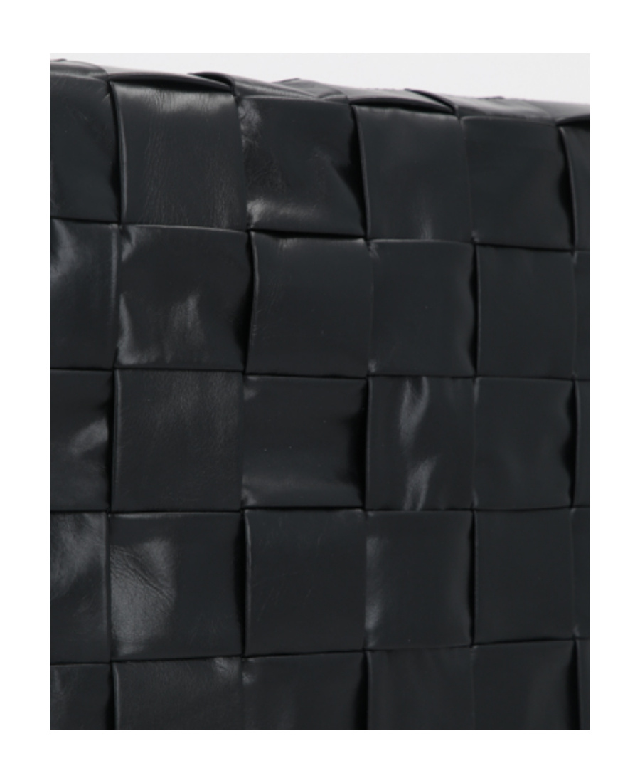 Bottega Veneta Intrecciato Leather Clutch Bag In Black