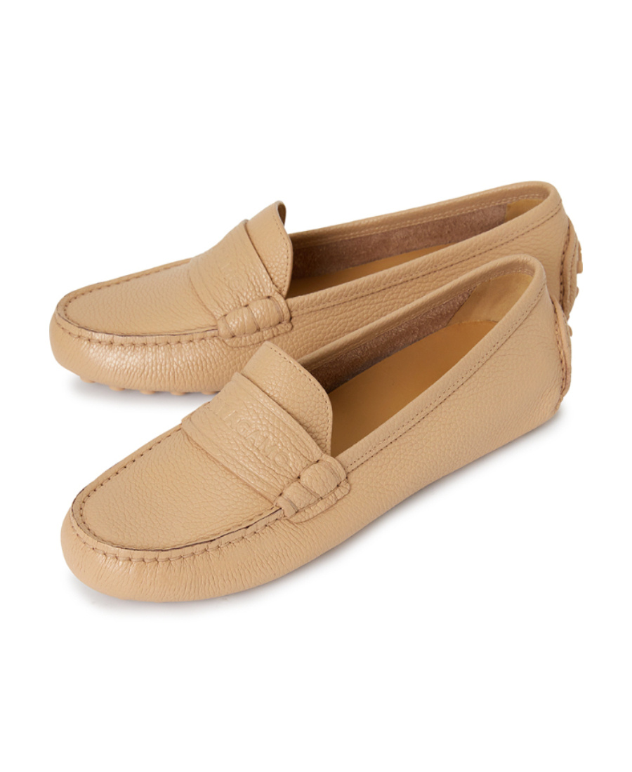 Ferragamo Logo Flat Shoes In Nude