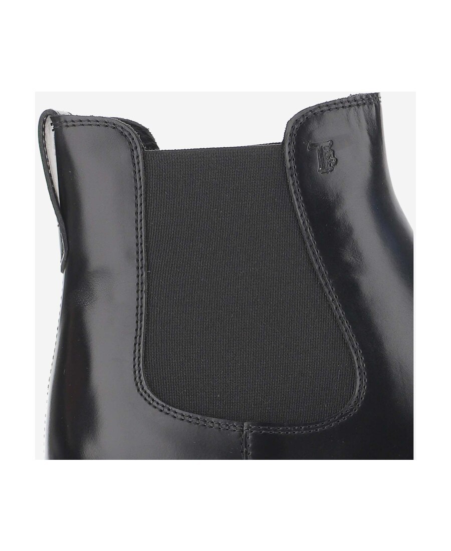 Tod's Ankle-length Chelsea Boots In Black