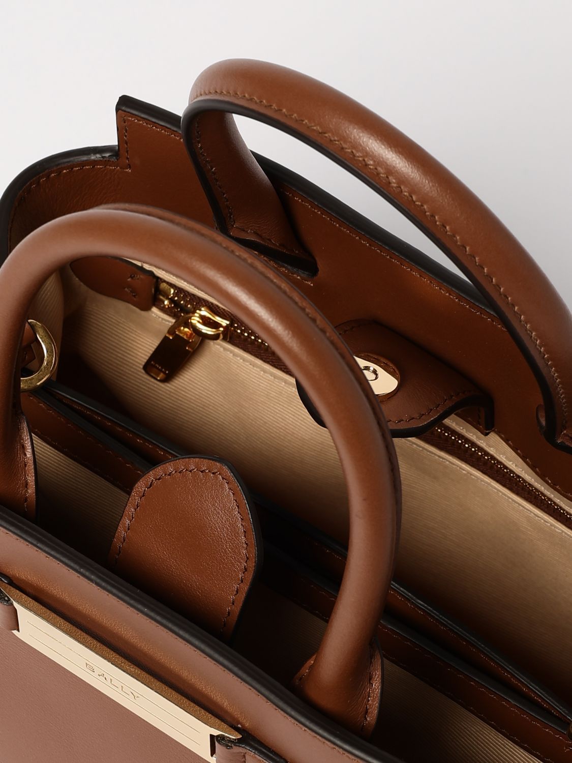 Bally Logo Shoulder Bag In Brown
