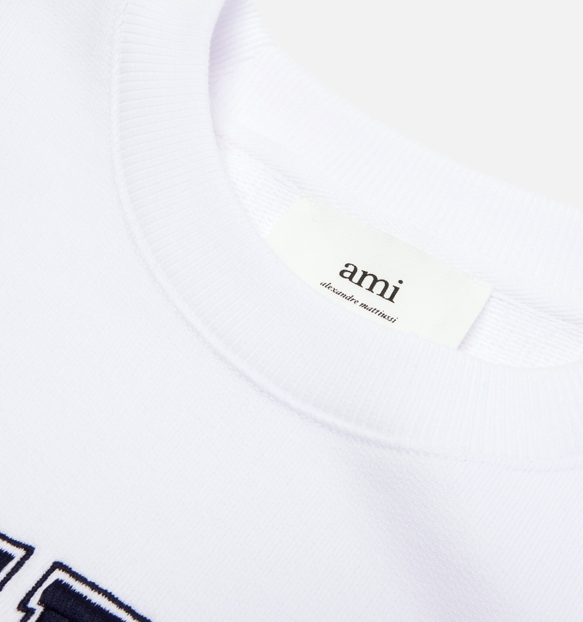 Ami Alexandre Mattiussi Long-sleeve Sweatshirt With Collegiate-style Emblem In White