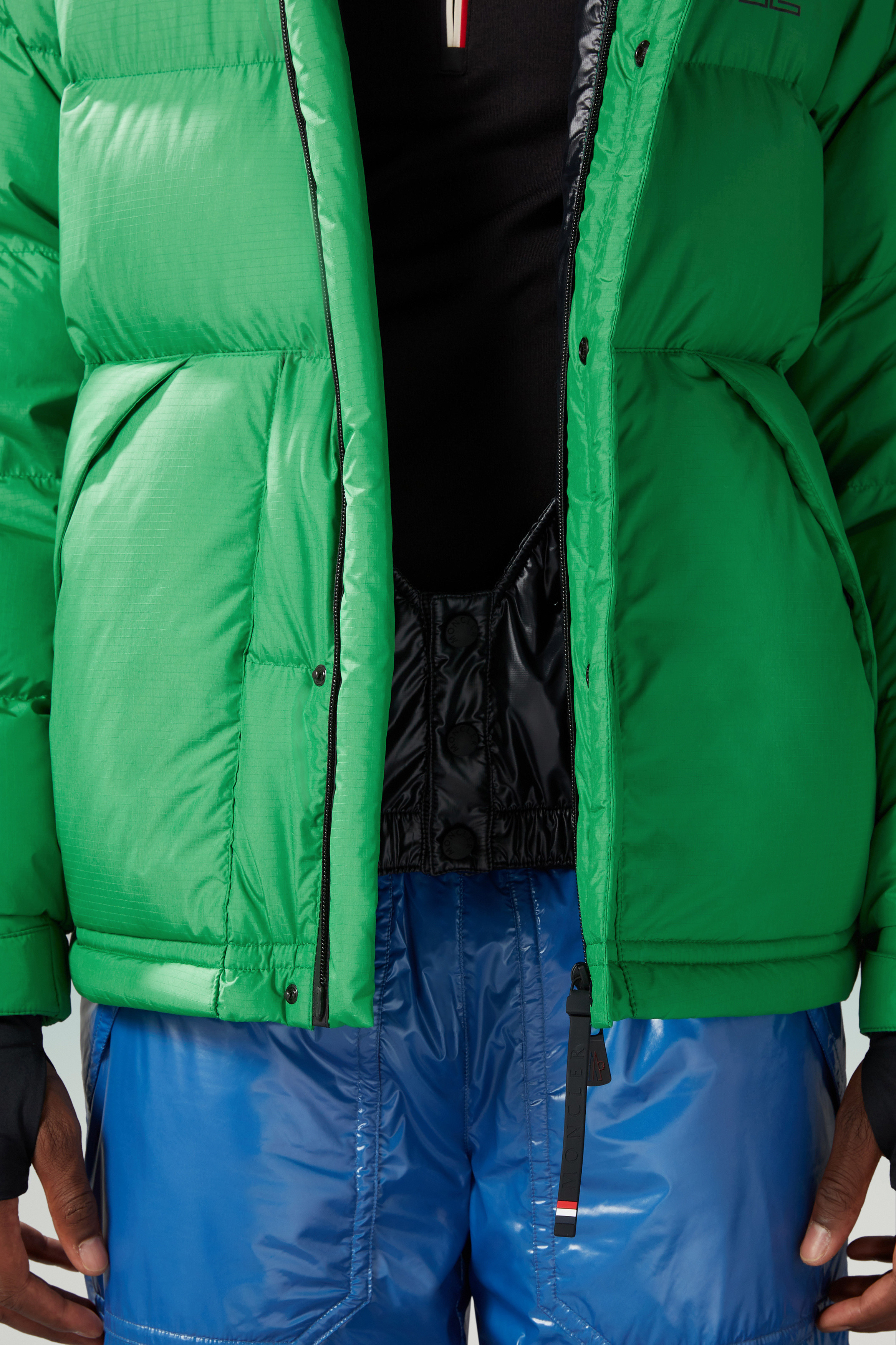 Moncler Logo-patch Ripstop Down Jacket In Green