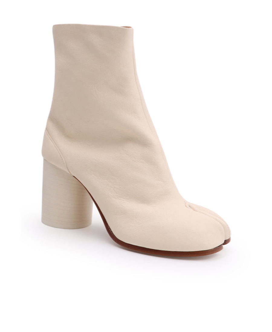 Maison Margiela Split-toed Short Boots In Neutral