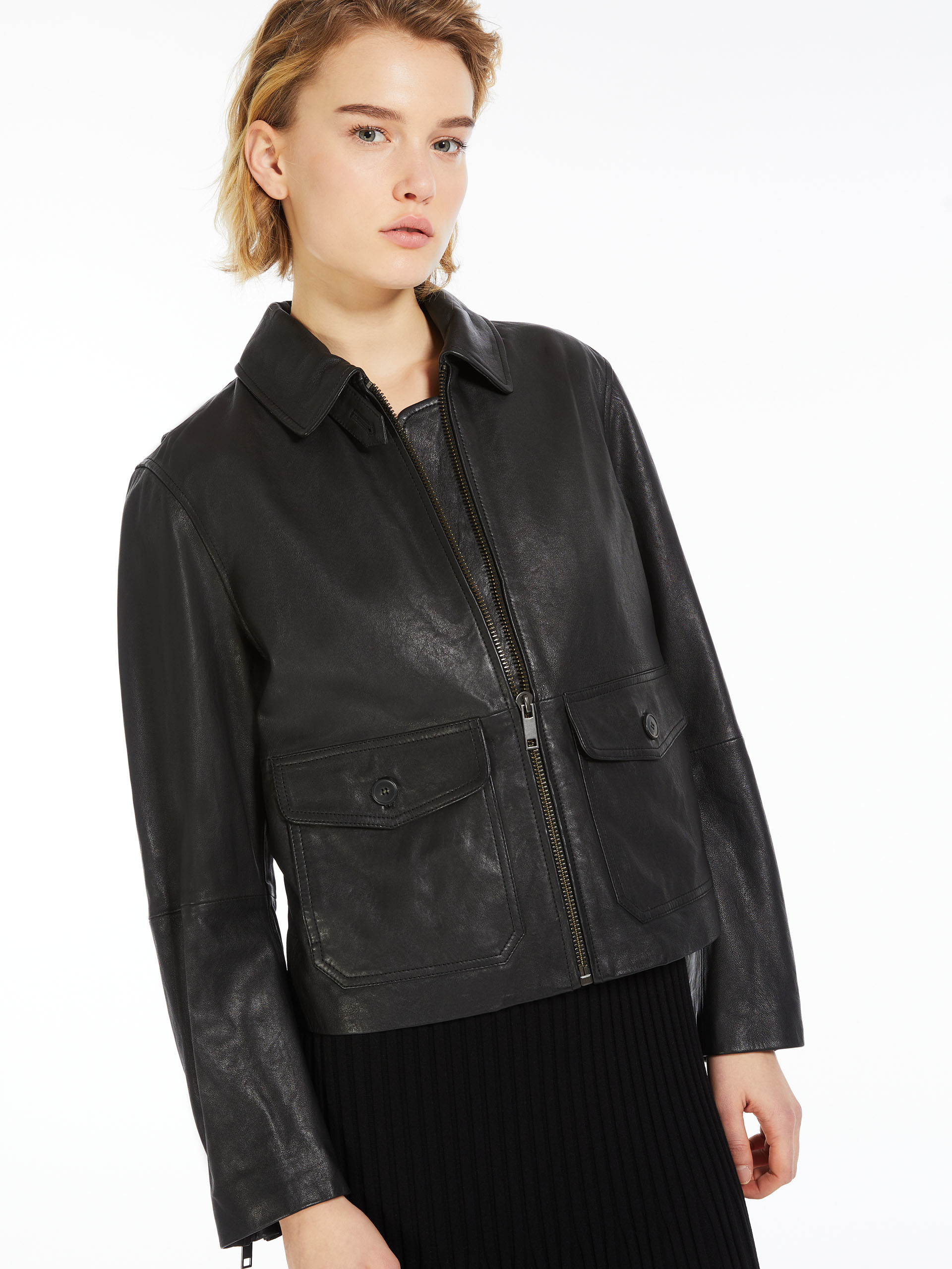 Weekend Max Mara Pocket Details Leather Jacket In Black