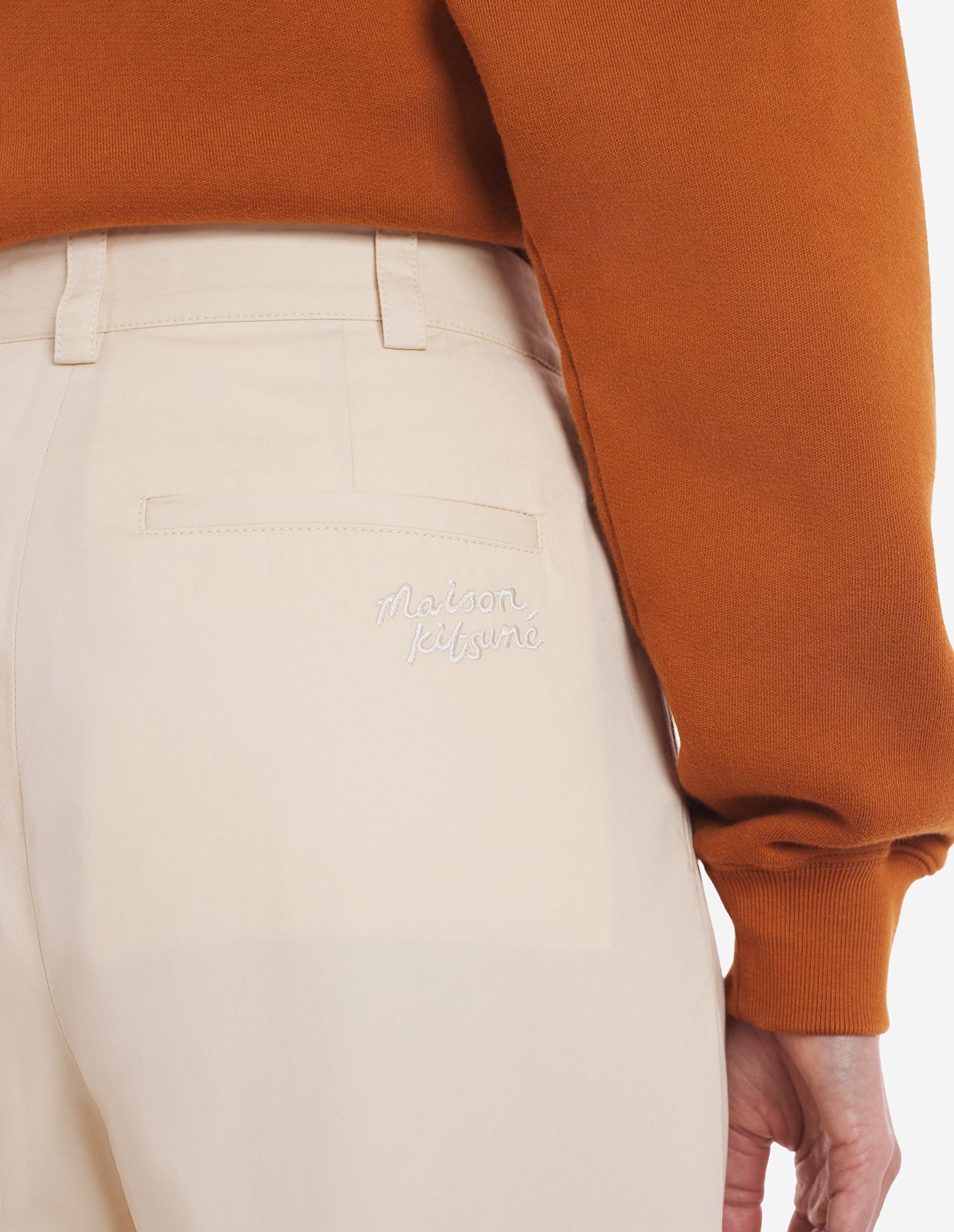 MAISON KITSUNÉ LOGO-EMBROIDERED PLEATED STRAIGHT TROUSERS