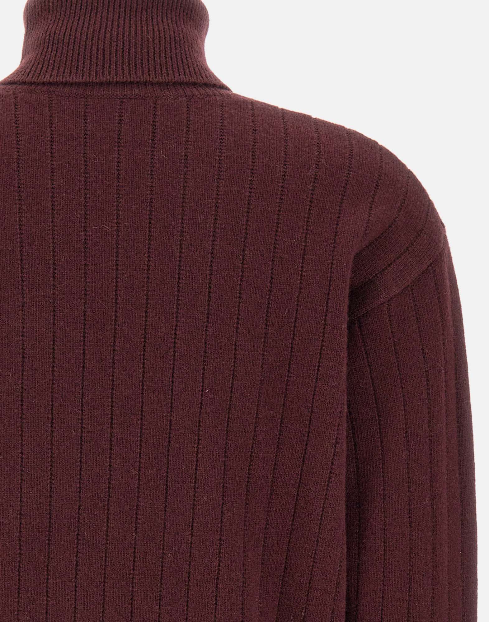 Eleventy Turtleneck Long Sleeve Sweater In Burgundy