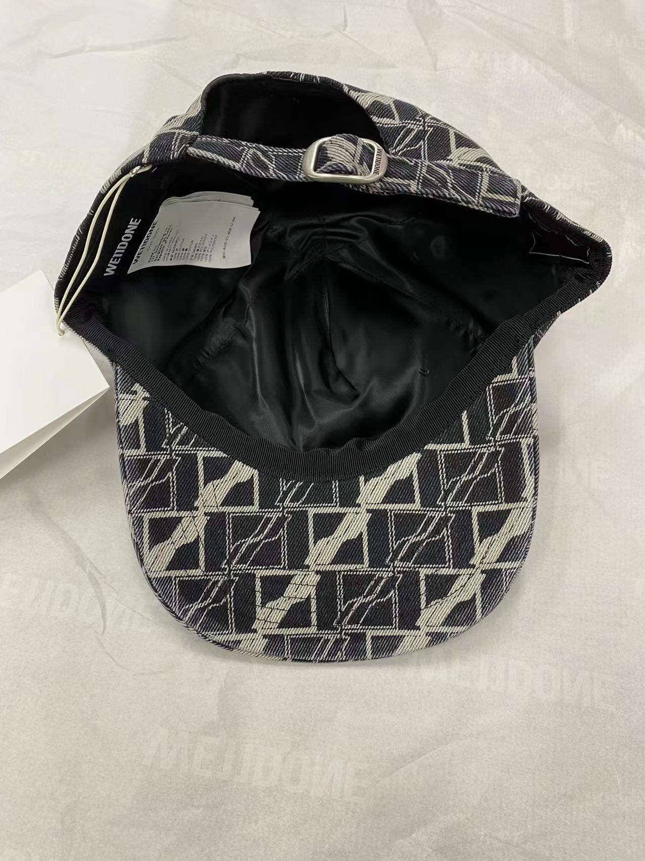 We11 Done Logo Baseball Hat In Black