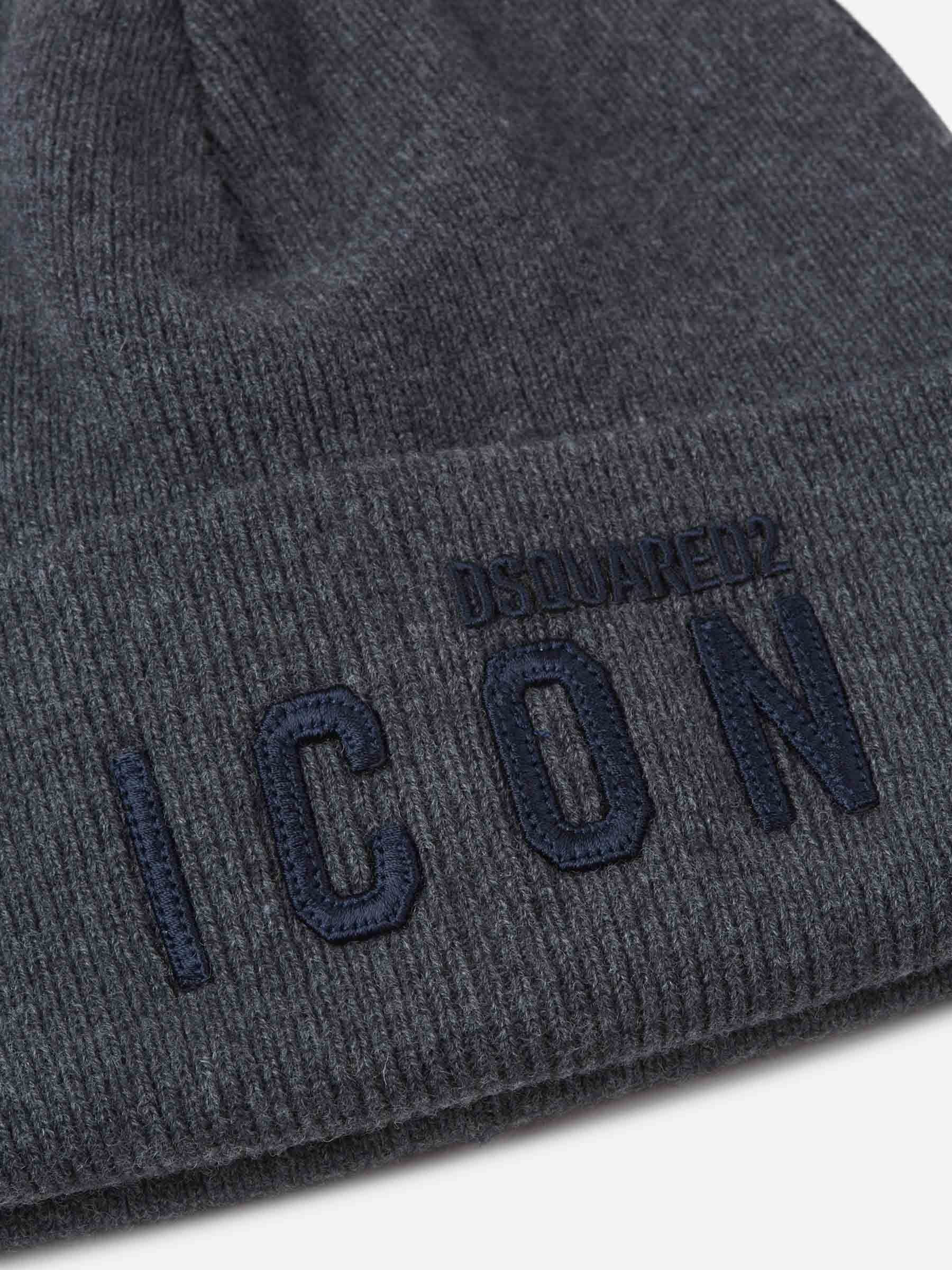 Dsquared2 Logo Embroidered Beanie In Black