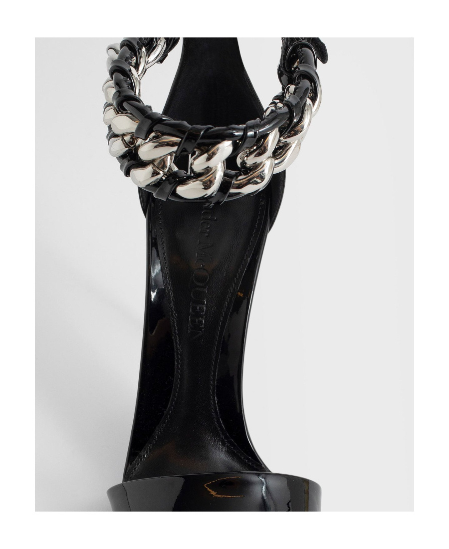 Alexander Mcqueen Punk Pumps In Black