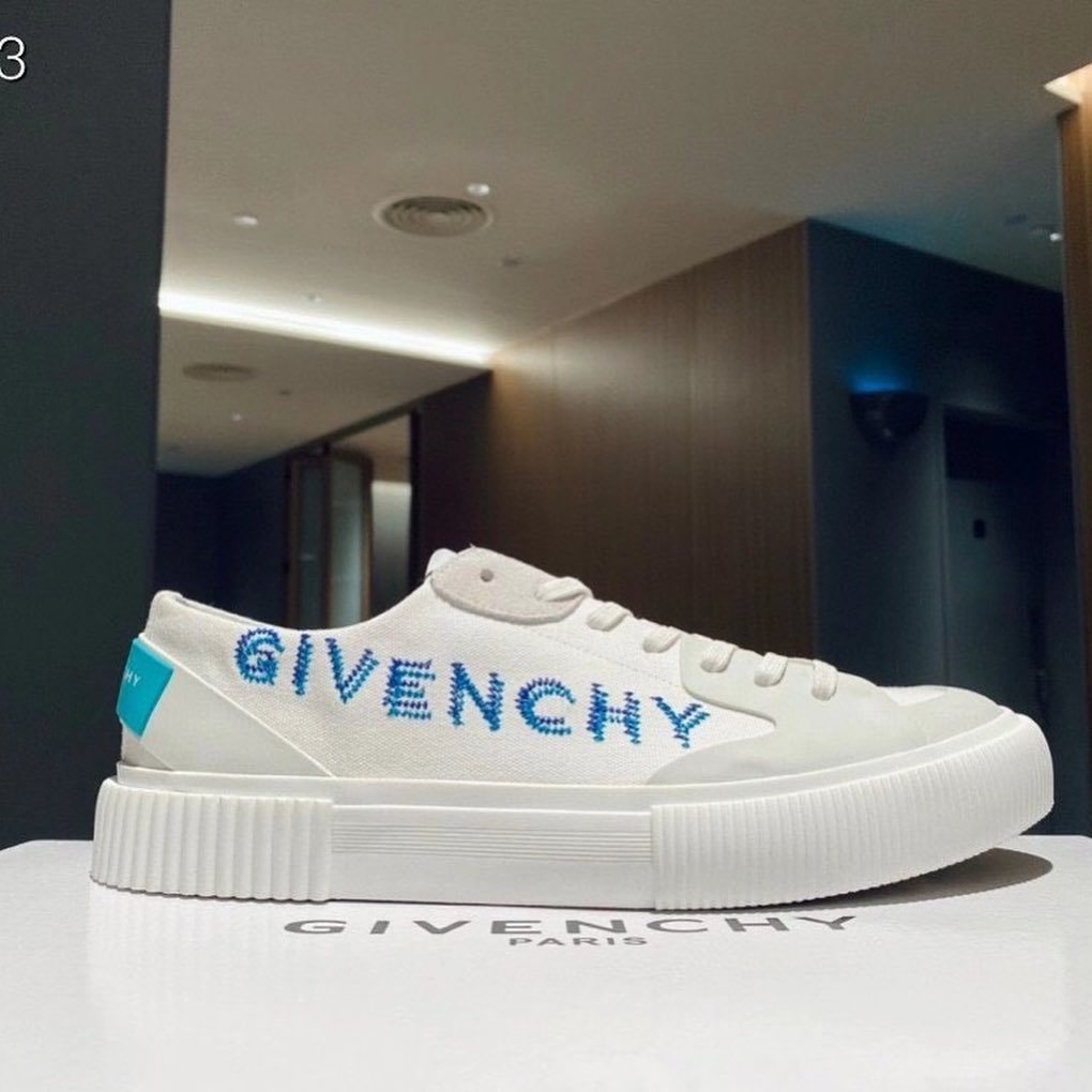 Givenchy Low-top Tennis Sneakers In White