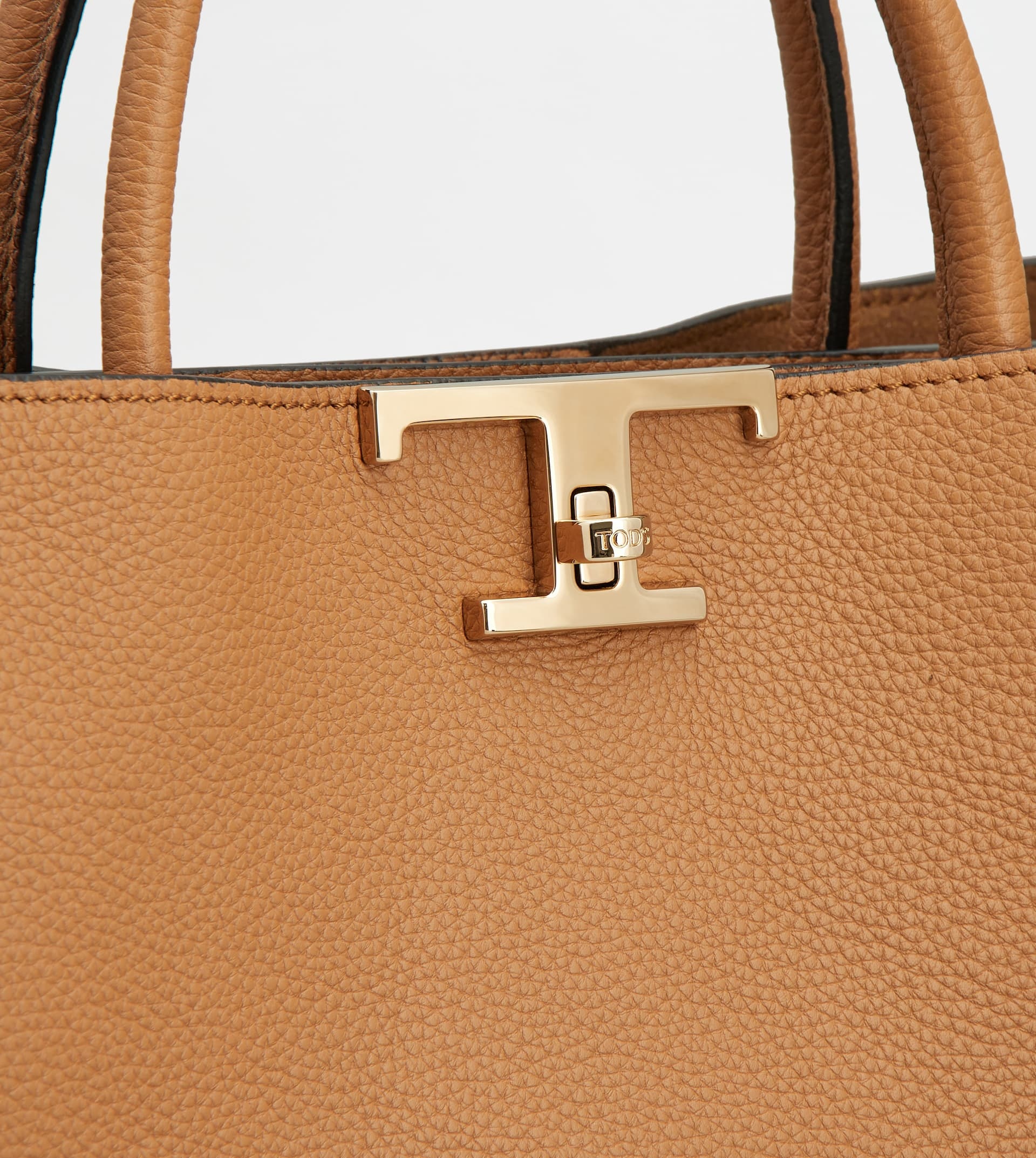 Tod's T Timeless Logo Plaque Medium Tote Bag In Brown
