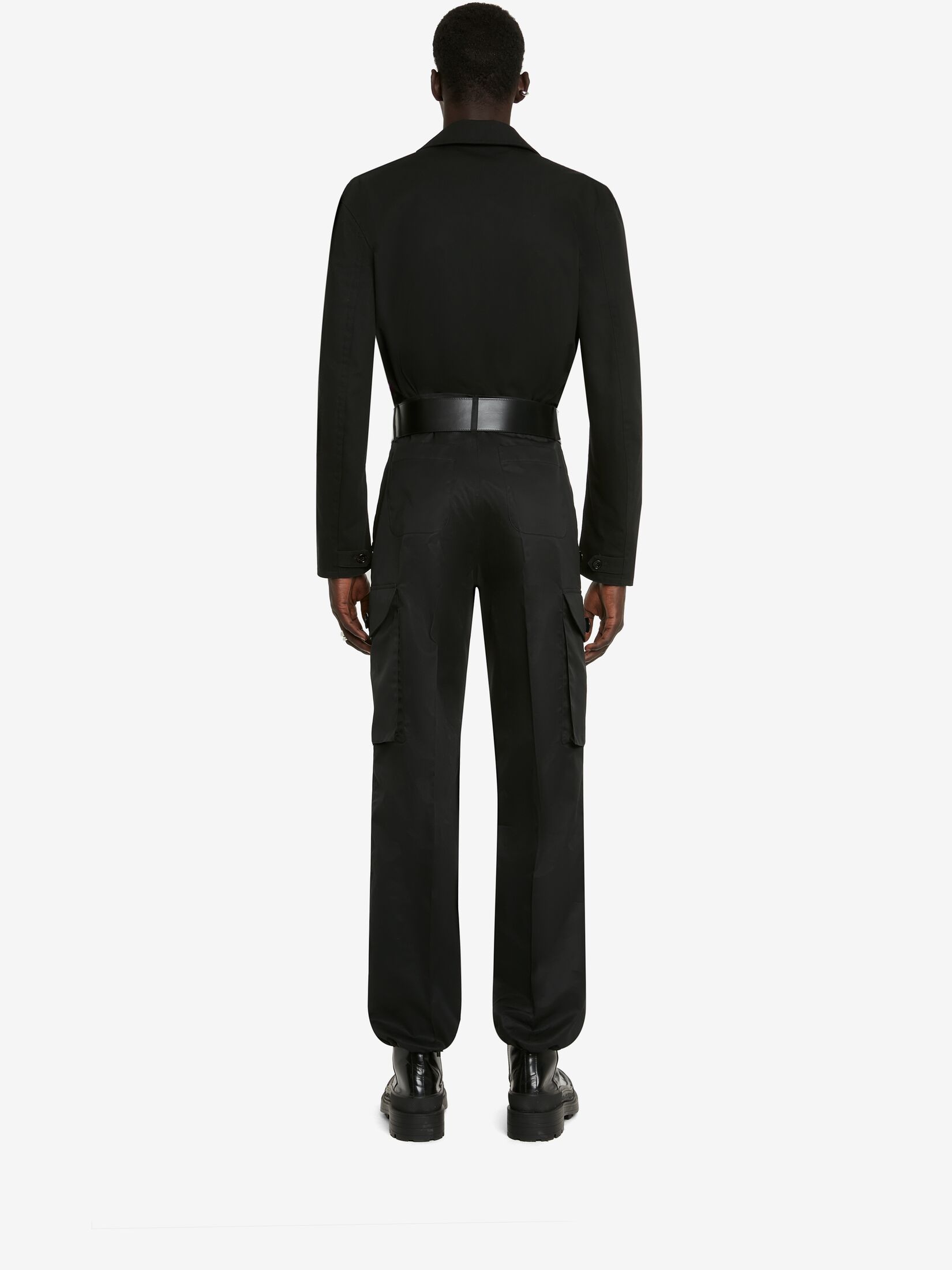 Alexander Mcqueen Pocket Detailed Straight Leg Trousers In Black