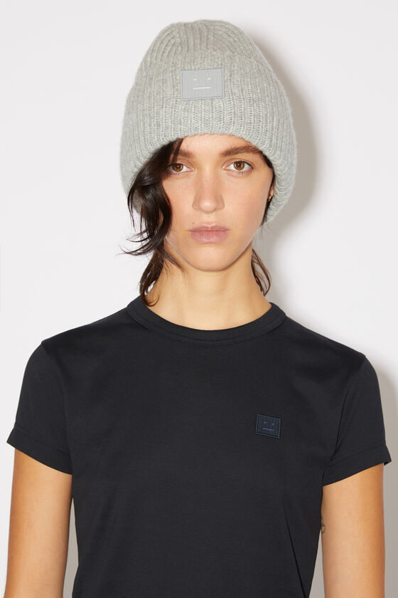 ACNE STUDIOS LOGO-APPLIQUÉ WOOL BEANIE