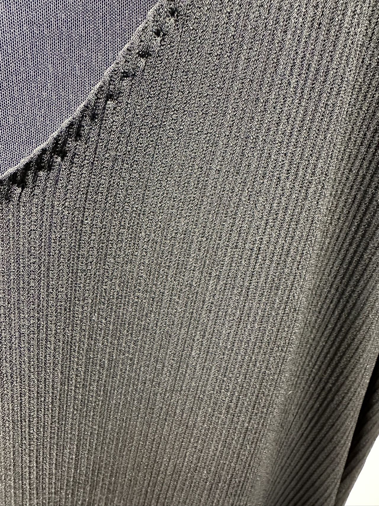 Max Mara V-neck Vest In Black