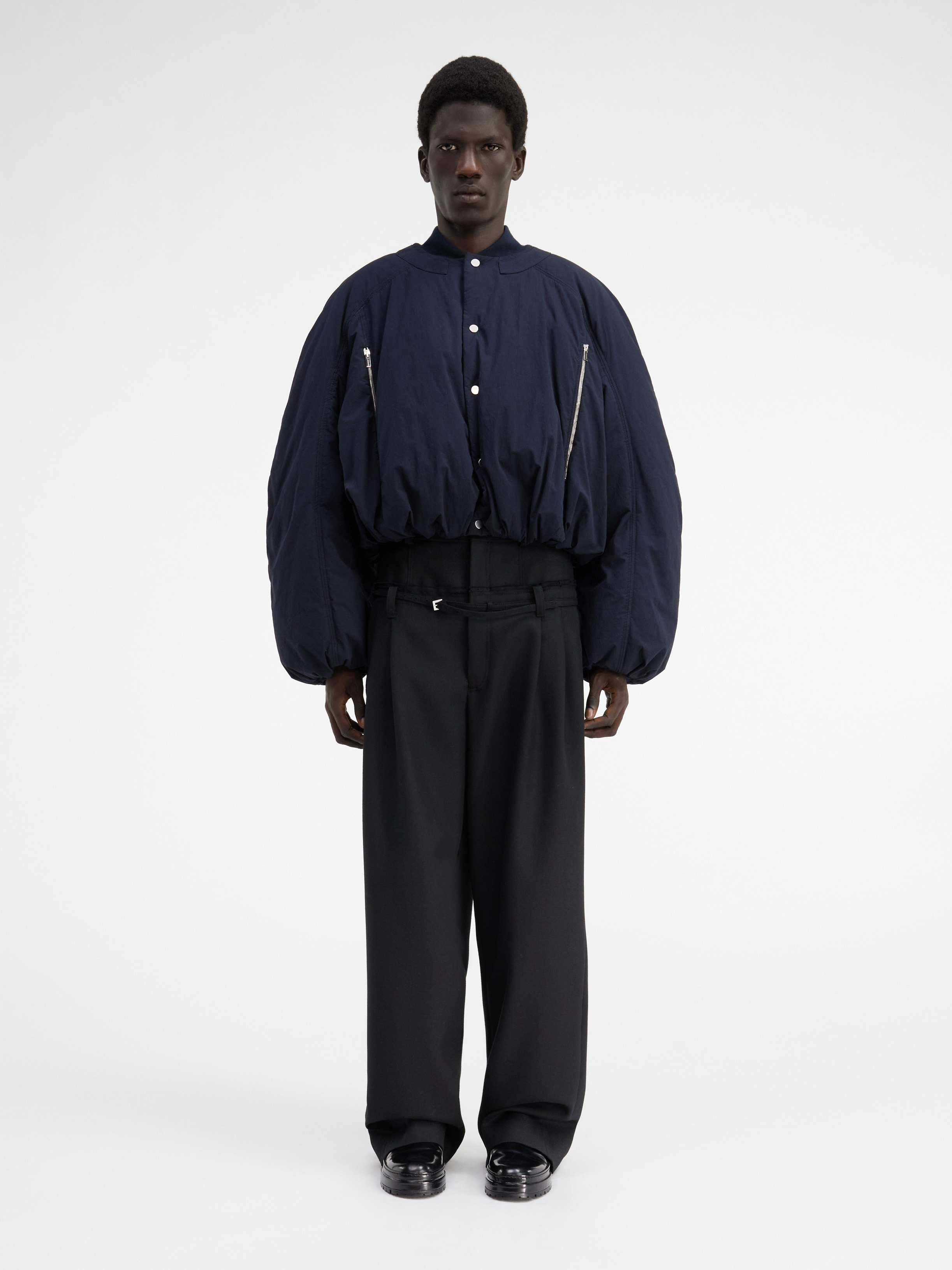 Jacquemus Le Bomber Croissant Cropped Jacket In Black