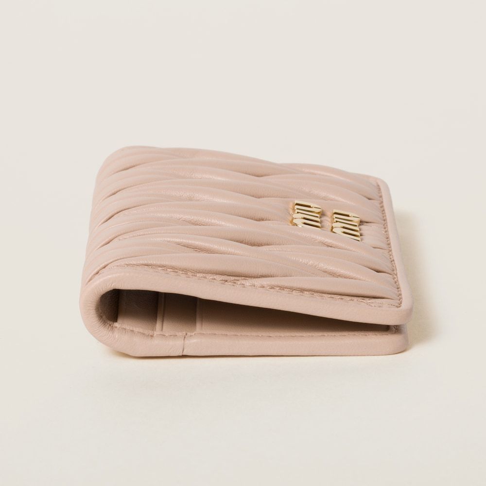 Miu Miu Logo-lettering Matelassé Cardholder In Neutral