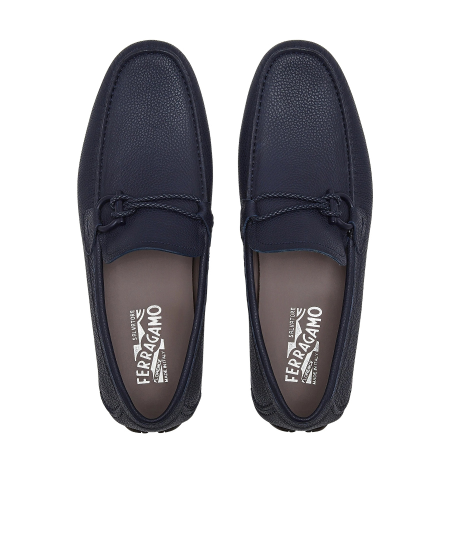 Ferragamo Gancini Moccasin Driver Shoes In Black